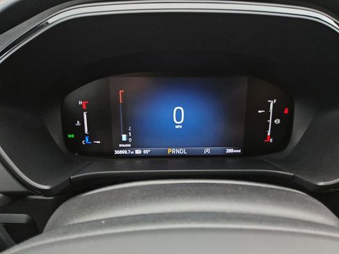 Used 2025 Ford Escape ST-Line image 28