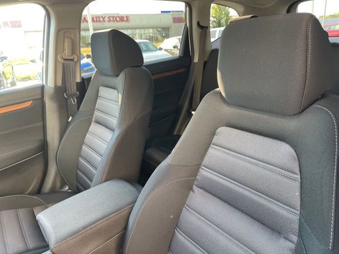 Used 2019 Honda CR-V EX image 6