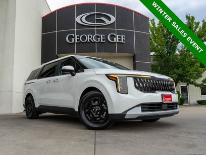 New 2026 Kia Carnival LX