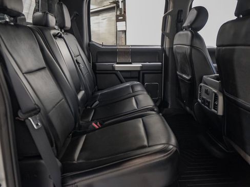 Used 2019 Ford F250 Lariat image 35