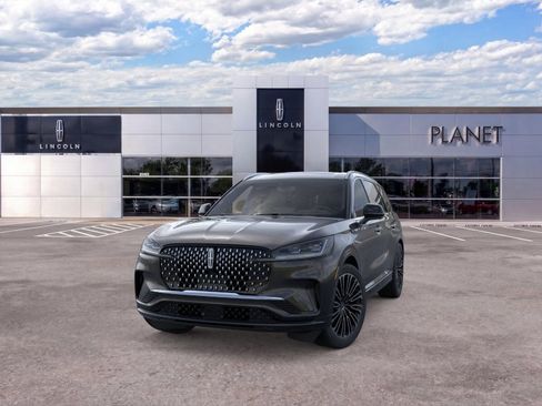 New 2026 Lincoln Aviator Black Label w/ Dynamic Handling Package AWD/4WD image 2