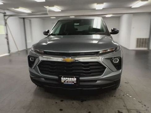 New 2026 Chevrolet TrailBlazer LS w/ LS Convenience Package FWD image 3