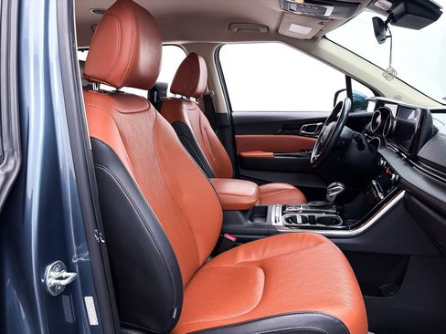 Used 2022 Kia Carnival SX image 37