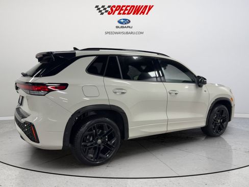 New 2026 Volkswagen Tiguan SE R-Line image 11