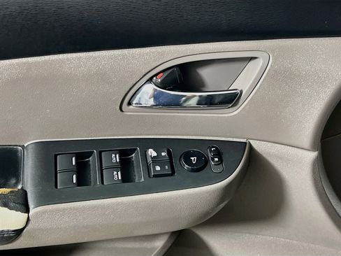 Used 2016 Honda Odyssey EX-L image 17