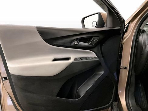 Used 2018 Chevrolet Equinox LT AWD/4WD image 22