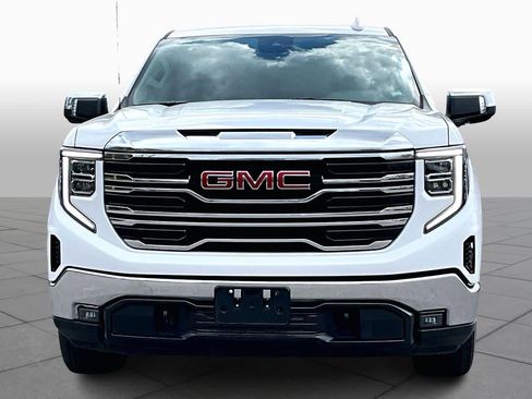 Used 2025 GMC Sierra 1500 SLT image 4