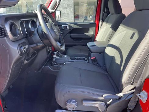Used 2020 Jeep Wrangler Sport image 13