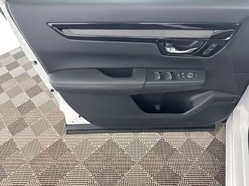 Certified 2025 Honda CR-V Sport Touring image 24