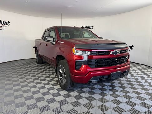Used 2023 Chevrolet Silverado 1500 RST image 7
