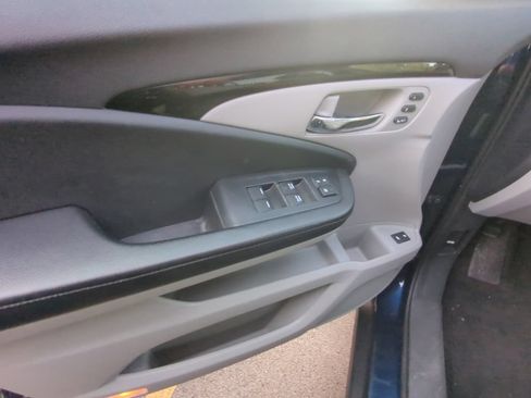 Used 2019 Honda Pilot Touring image 8