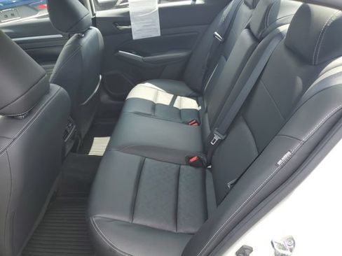 Certified 2025 Nissan Altima 2.5 SL FWD image 13
