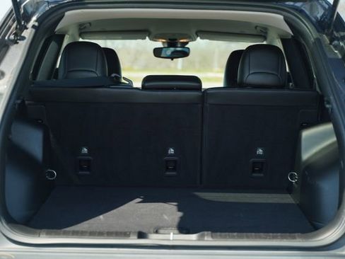 Used 2021 Jeep Cherokee Trailhawk image 18