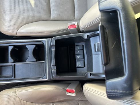 Used 2016 Honda CR-V Touring image 26