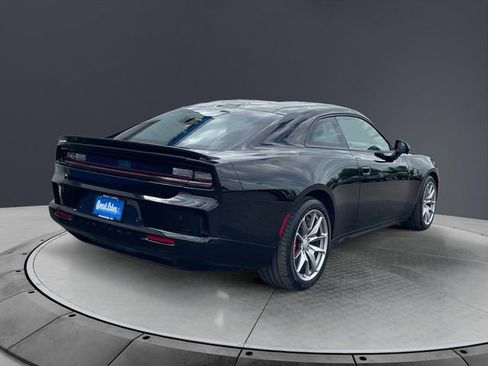 Used 2024 Dodge Charger Daytona Scat Pack w/ Plus Group AWD/4WD image 5