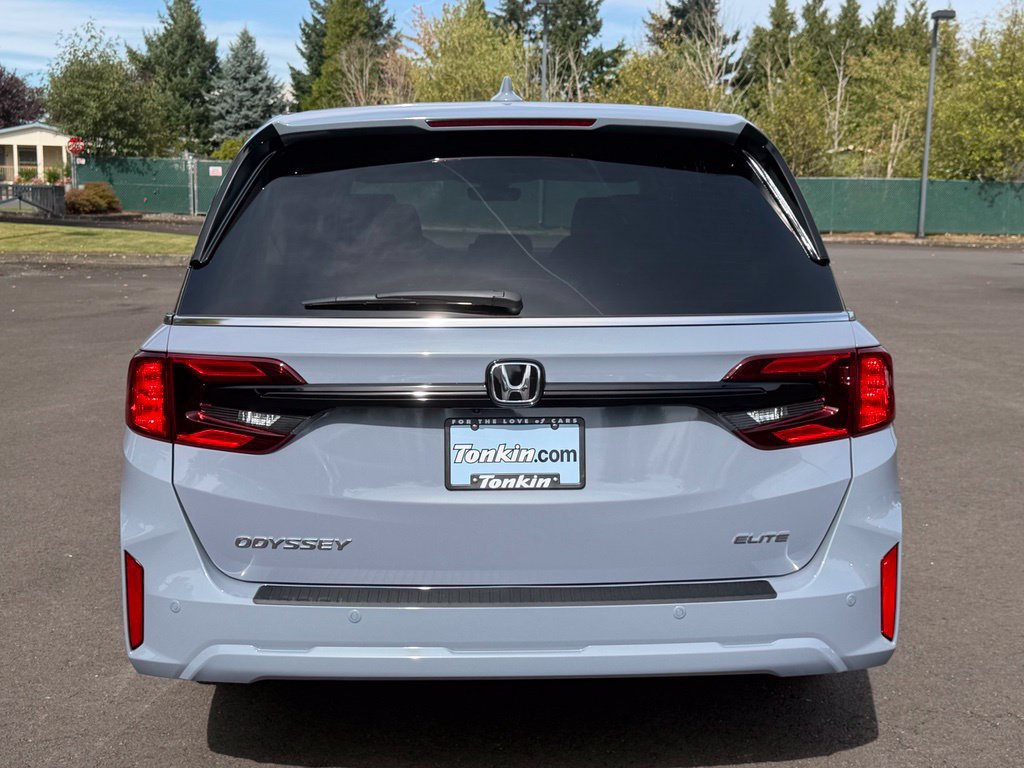 New 2027 Honda Odyssey Elite image 7