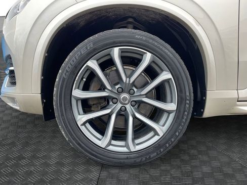 Used 2016 Volvo XC90 T6 Momentum w/ Vision Package AWD/4WD image 14