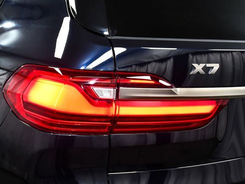 Used 2020 BMW X7 M50i AWD/4WD image 97