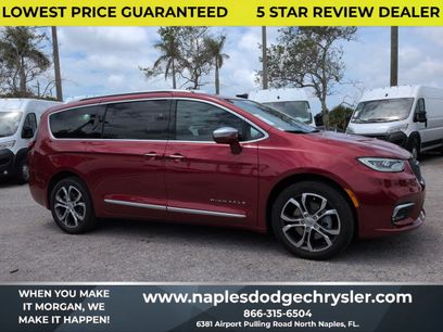 Used 2024 Chrysler Pacifica Pinnacle
