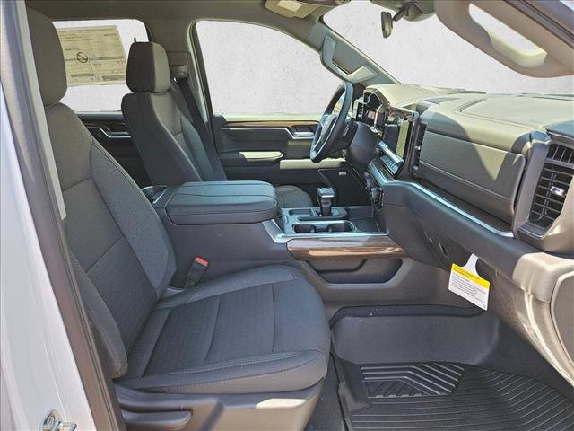 New 2026 Chevrolet Silverado 1500 RST w/ Dark Appearance Package AWD/4WD image 16