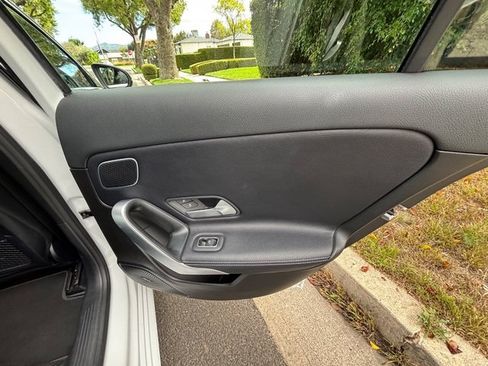 Used 2020 Mercedes-Benz A 220 image 40