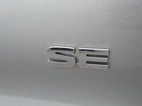 Used 2025 Mitsubishi Outlander SE AWD/4WD image 9