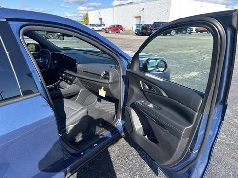 New 2026 Chevrolet Traverse LT w/ Sun and Wheel Package image 31