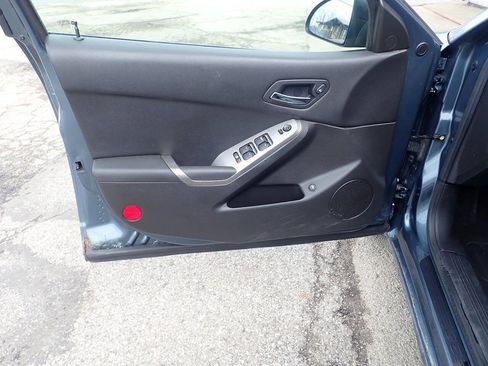 Used 2006 Pontiac G6 GT w/ Premium Value Package 2 image 8