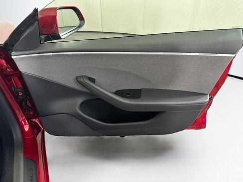 Used 2025 Tesla Model 3 Long Range RWD image 32