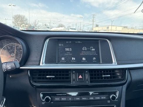 Used 2020 Kia Optima LX image 10