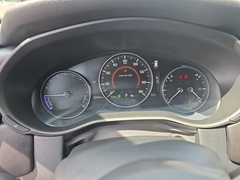 Used 2025 MAZDA CX-50 AWD 2.5 Hybrid w/ Premium Pkg image 16