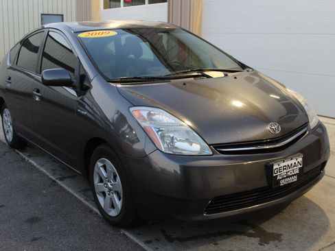 Used 2009 Toyota Prius Touring FWD image 4