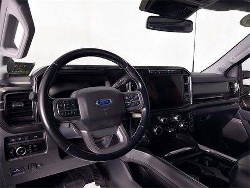 Used 2023 Ford F250 Lariat w/ Sport Appearance Package image 9