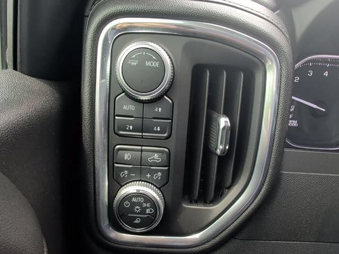 Used 2020 GMC Sierra 1500 SLT w/ SLT Premium Plus Package AWD/4WD image 22