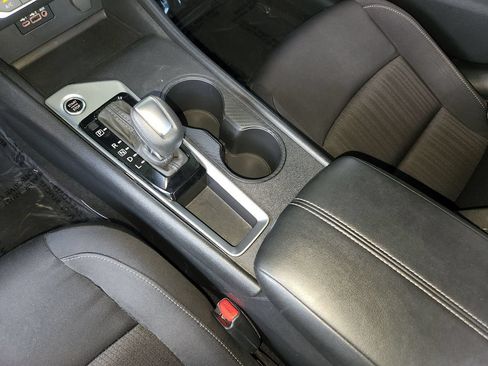 Used 2025 Nissan Altima 2.5 SV FWD image 22