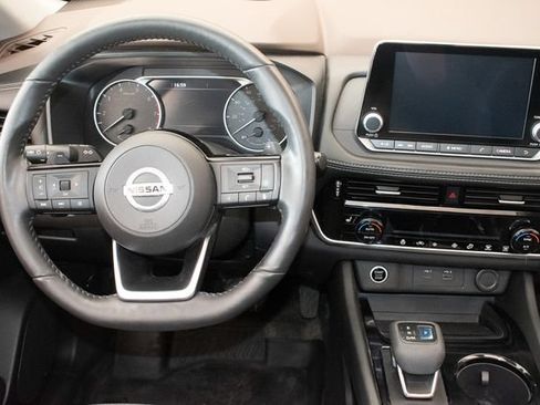 Used 2021 Nissan Rogue SV AWD/4WD image 15