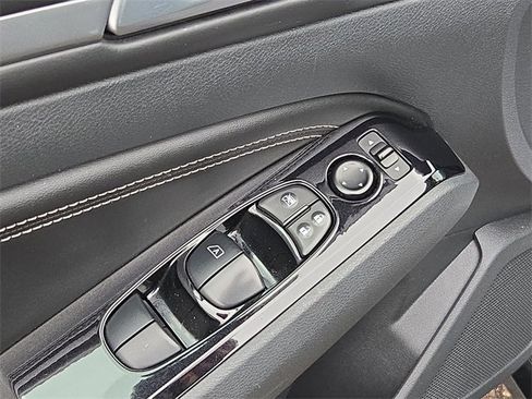 Certified 2023 Nissan Altima 2.5 SL image 5