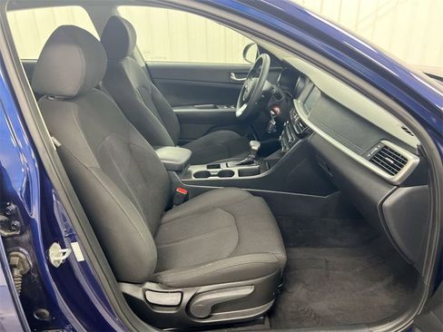 Used 2020 Kia Optima LX image 21