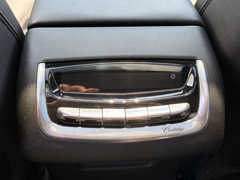 Used 2024 Cadillac XT6 Luxury w/ LPO, Floor Liner Package FWD image 30