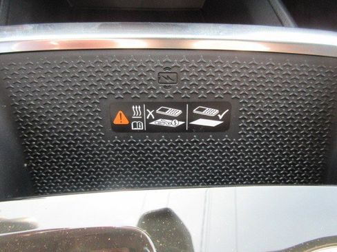 New 2026 Chevrolet Equinox LT w/ Convenience Package II FWD image 20