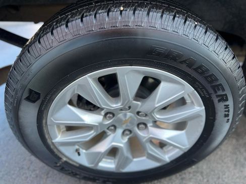 Used 2024 Chevrolet Silverado 1500 Custom image 6