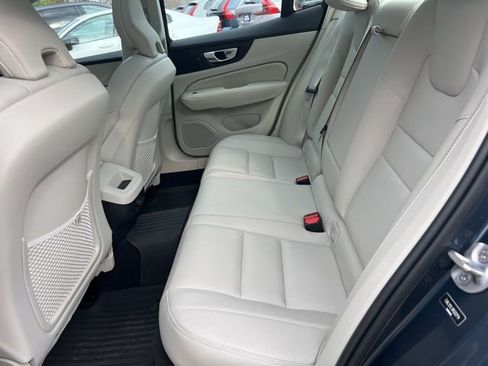 Certified 2024 Volvo S60 B5 Plus AWD/4WD image 25