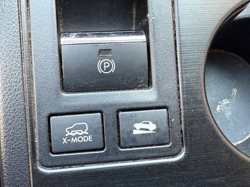 Used 2017 Subaru Outback 2.5i Touring image 31