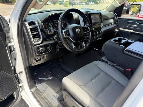 Used 2020 RAM 1500 Big Horn AWD/4WD image 13