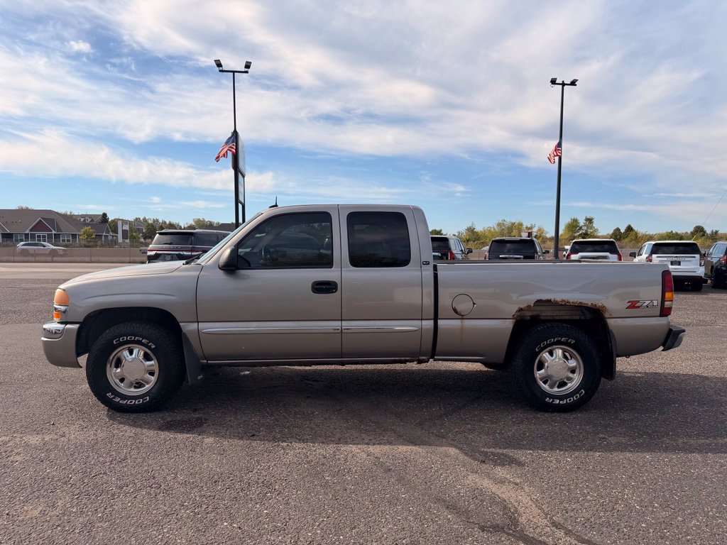 Used 2003 GMC Sierra 1500 SLT w/ SLT Preferred Equipment Group AWD/4WD image 10