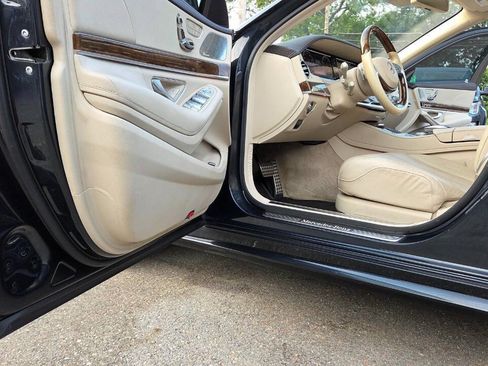 Used 2015 Mercedes-Benz S 550 4MATIC Sedan image 32