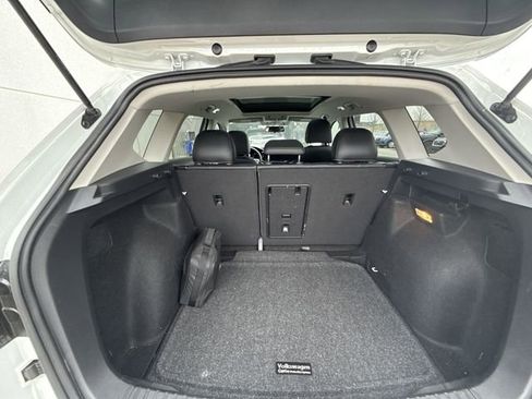 Used 2022 Volkswagen Taos SE image 23