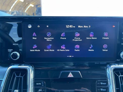 Used 2022 Kia Sorento SX image 25