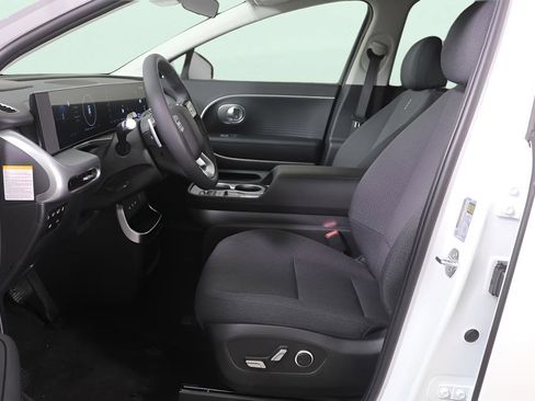 New 2026 Hyundai Ioniq 9 S RWD image 32