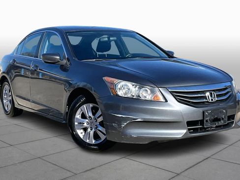 Used 2011 Honda Accord SE image 2